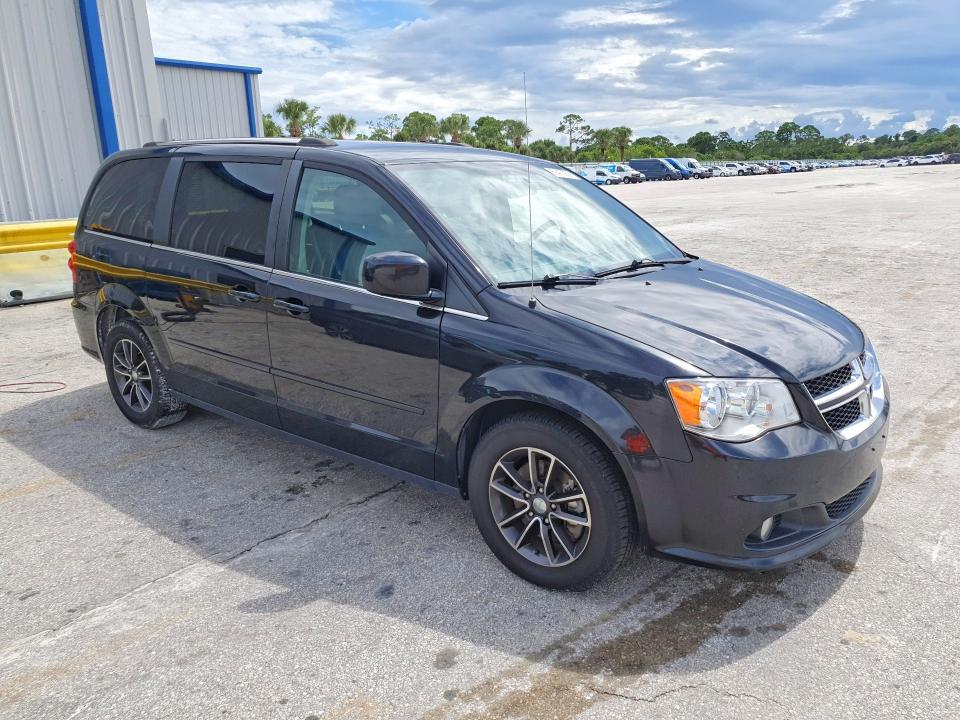 2017 Dodge Grand Caravan მანქანა იყიდება აუქციონზე, vin: 2C4RDGCG6HR856806, აუქციონის ნომერი: 69413056
