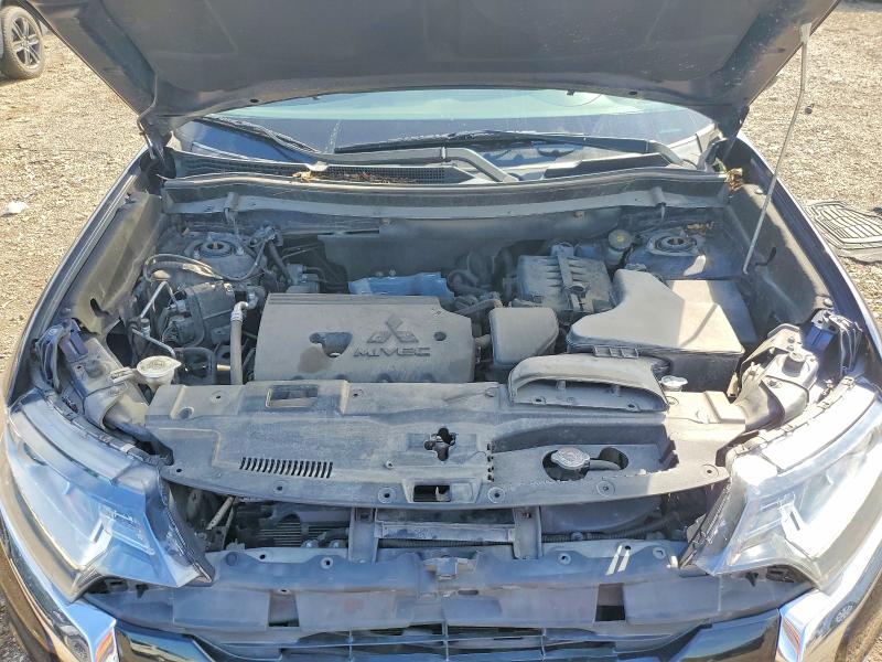 70059486 :رقم المزاد ، JA4AZ3A37JZ020709 vin ، 2018 Mitsubishi Outlander مزاد بيع
