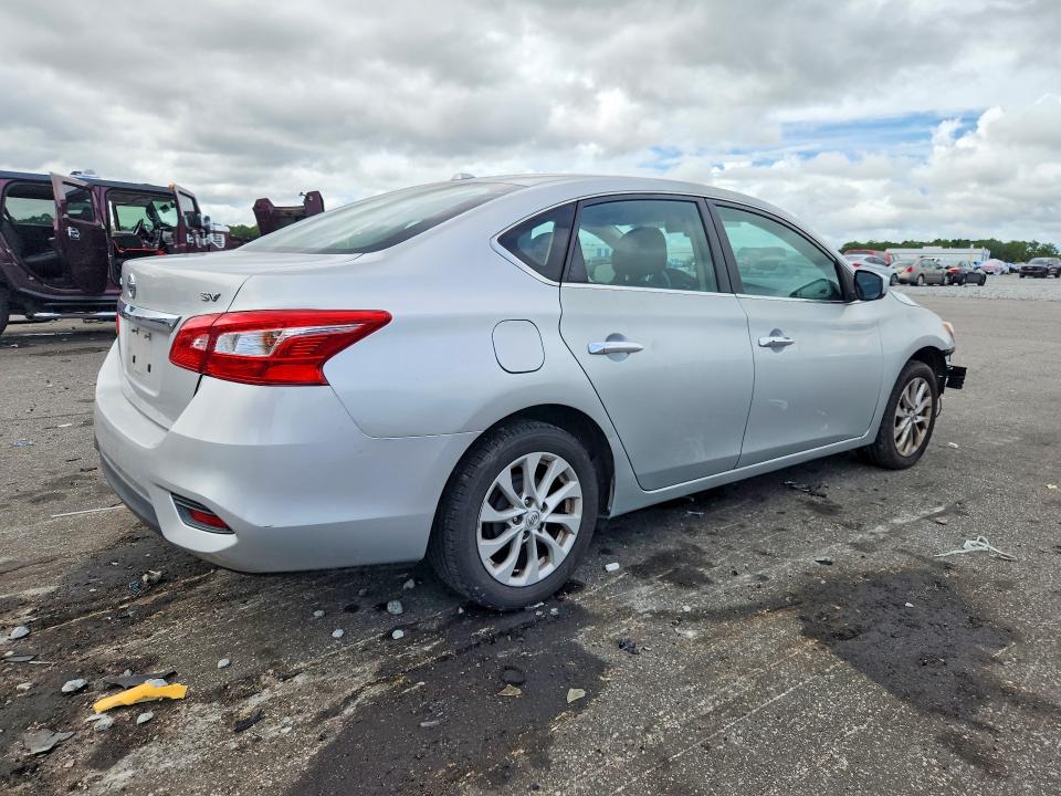 Aukcja sprzedaży 2018 Nissan Sentra, vin: 3N1AB7AP2JL656548, numer aukcji: 67501776