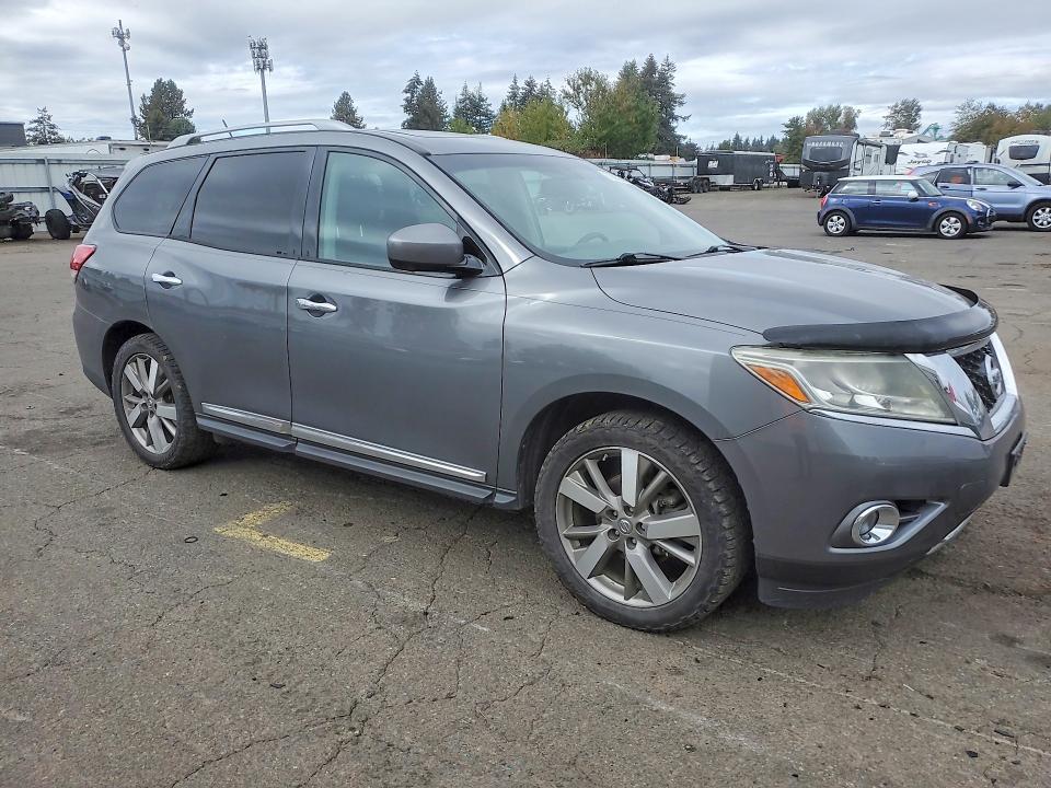 70939306 :رقم المزاد ، 5N1AR2MMXGC612455 vin ، 2016 Nissan Pathfinder مزاد بيع