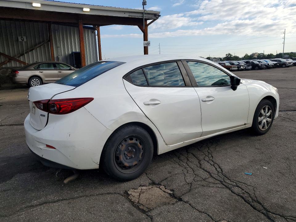69084416 :رقم المزاد ، JM1BM1T72F1235580 vin ، 2015 Mazda 3 مزاد بيع