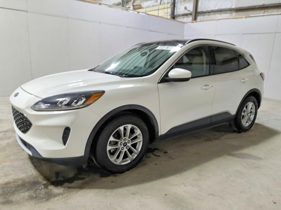 2020 Ford Escape მანქანა იყიდება აუქციონზე, vin: 1FMCU0G6XLUC15485, აუქციონის ნომერი: 68406766