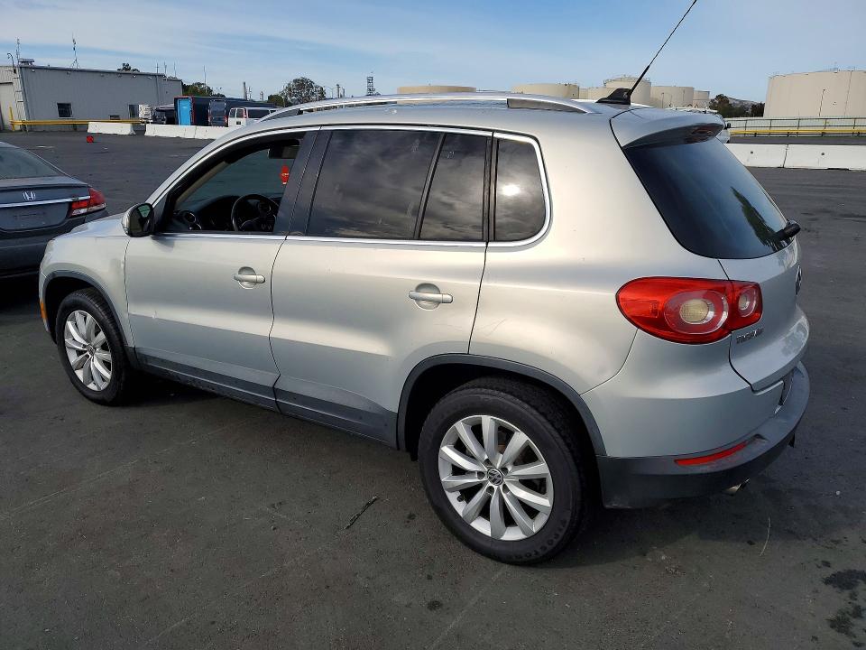 Продажа на аукционе авто 2011 Volkswagen Tiguan, vin: WVGBV7AX9BW538531, номер лота: 68327506