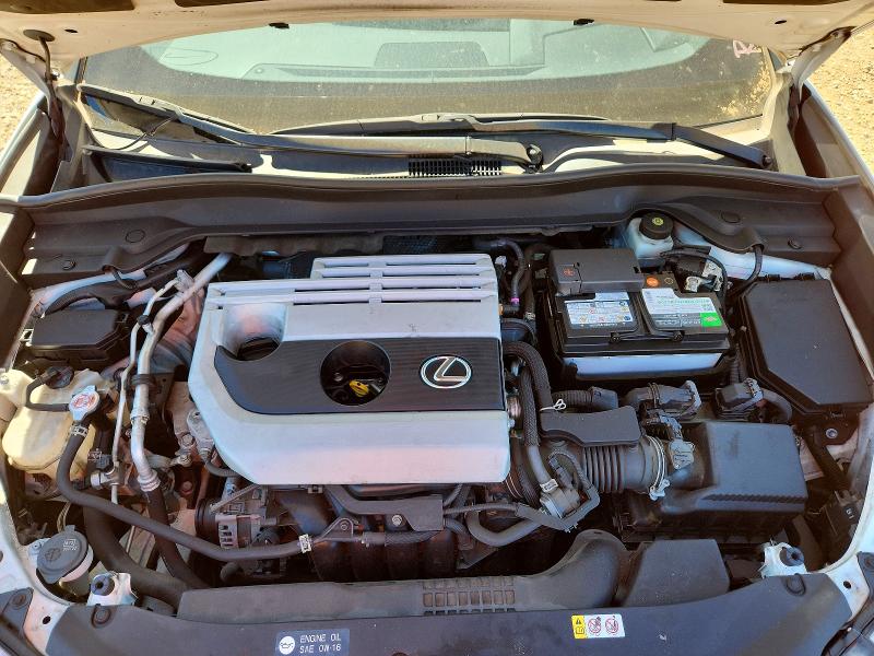 Auction sale of the 2022 Lexus Ux 200, vin: JTHX3JBH1N2046400, lot number: 70569646