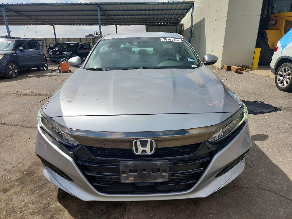 70167236 :رقم المزاد ، 1HGCV1F30LA080471 vin ، 2020 Honda Accord مزاد بيع
