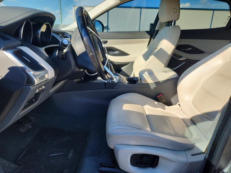 70621236 :رقم المزاد ، SADFP2FX1K1Z35616 vin ، 2019 Jaguar E-pace مزاد بيع