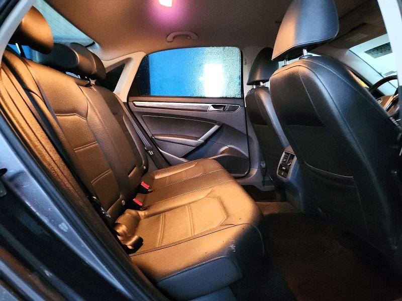 Aukcja sprzedaży 2017 Volkswagen Passat, vin: 1VWBT7A31HC021495, numer aukcji: 70240886