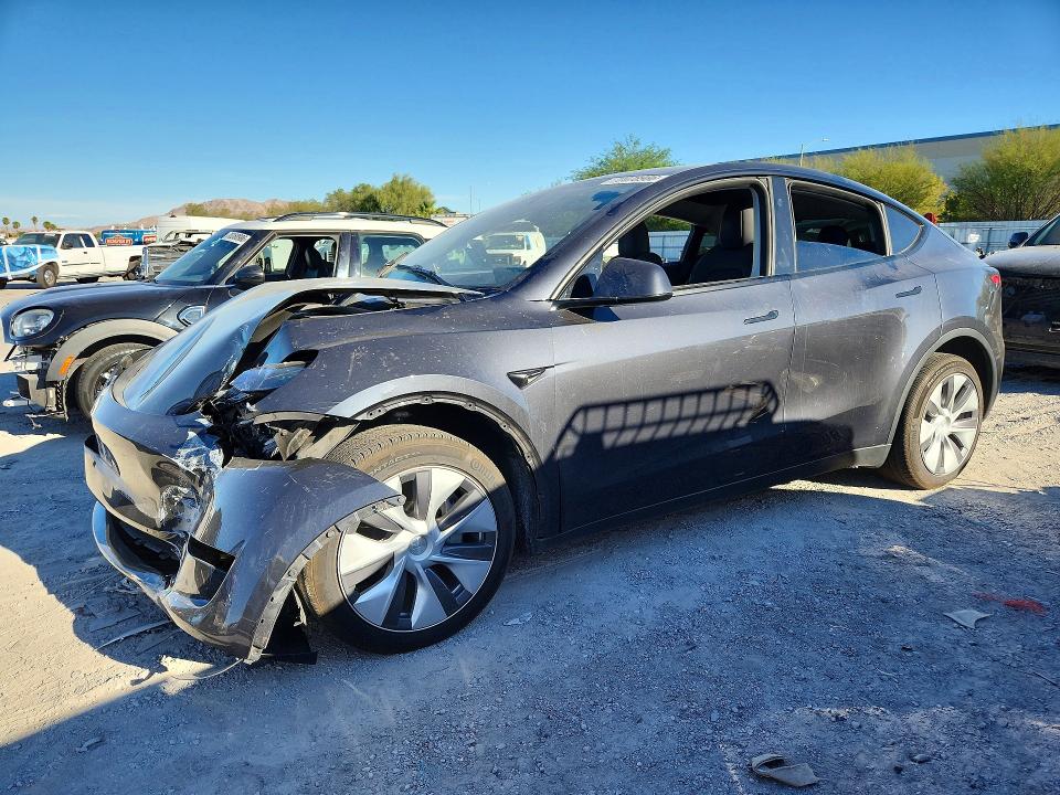 2024 Tesla Model Y მანქანა იყიდება აუქციონზე, vin: 7SAYGDEE7RF991046, აუქციონის ნომერი: 70078986