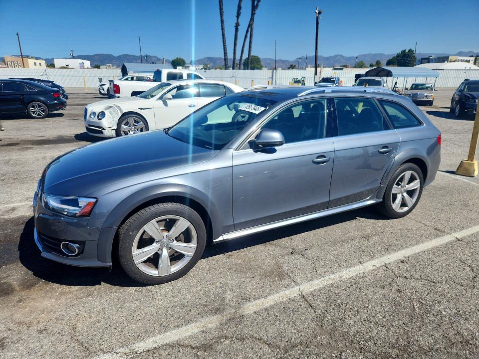 Продажа на аукционе авто 2013 Audi A4 Allroad, vin: WA1UFAFL8DA147992, номер лота: 70567946
