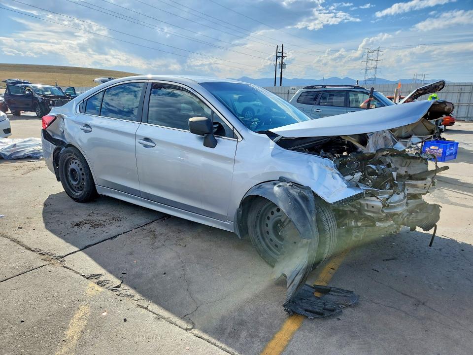 69134806 :رقم المزاد ، 4S3BNBA69F3014124 vin ، 2015 Subaru Legacy مزاد بيع