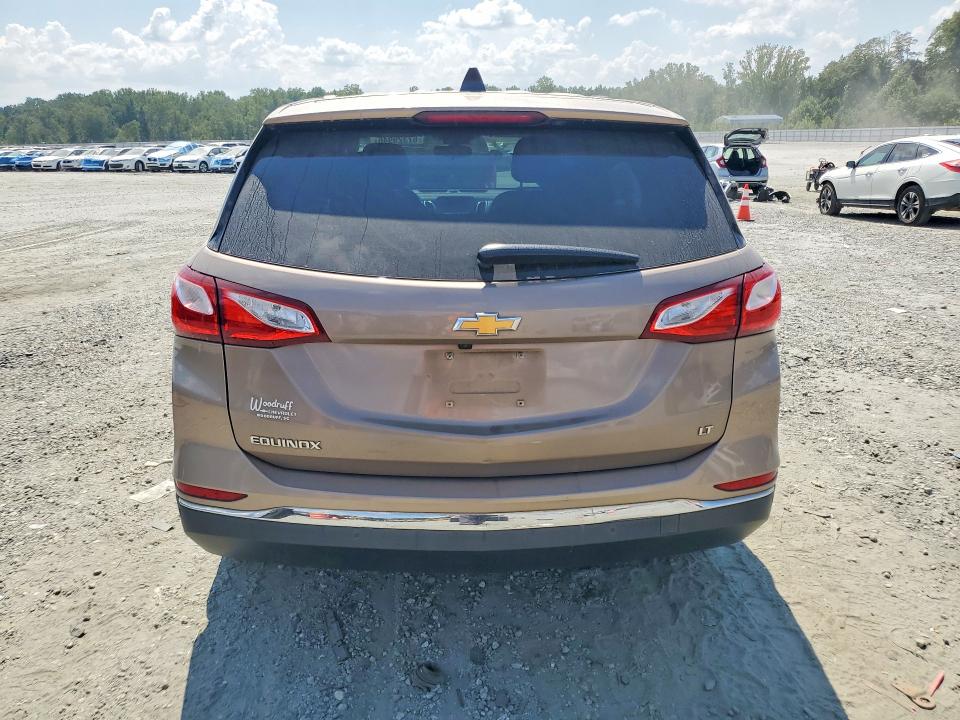 67329946 :رقم المزاد ، 2GNAXJEV1J6285821 vin ، 2018 Chevrolet Equinox مزاد بيع