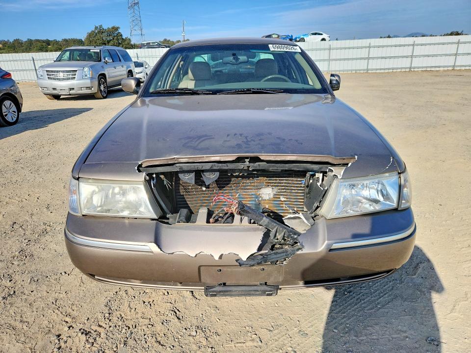 Продажа на аукционе авто 2003 Mercury Grand Marquis, vin: 2MEFM75WX3X671233, номер лота: 69809026