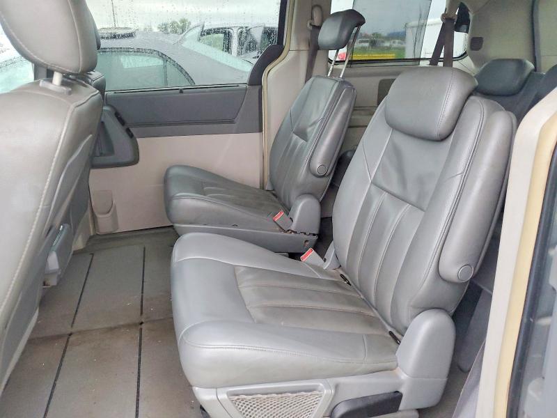 Продажа на аукционе авто 2008 Chrysler Town & Country, vin: 2A8HR54P88R834914, номер лота: 69017616