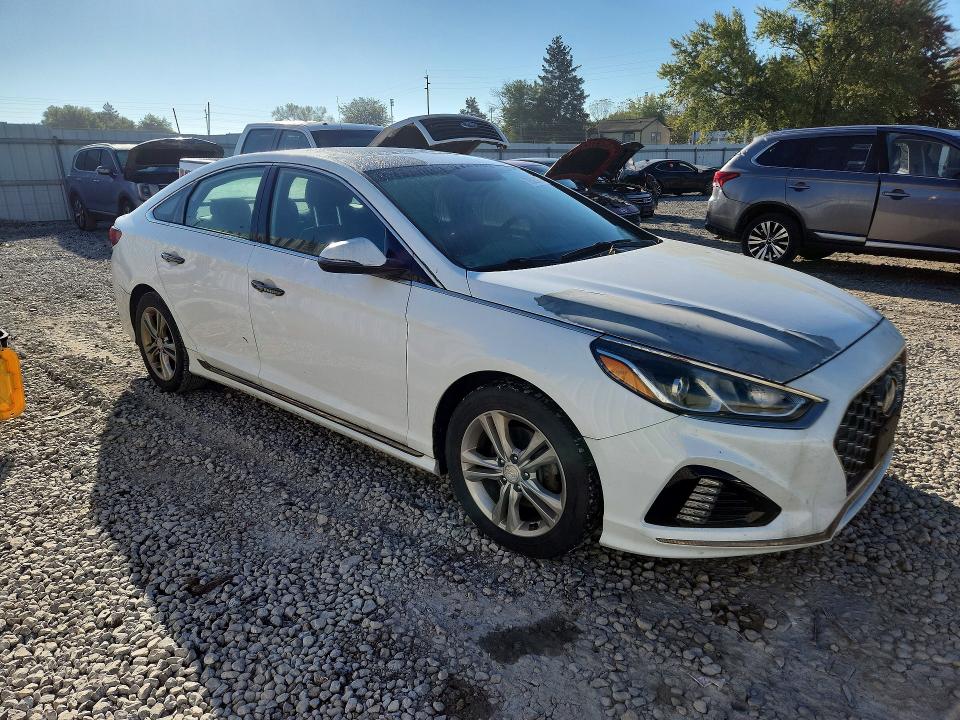2018 Hyundai Sonata მანქანა იყიდება აუქციონზე, vin: 5NPE34AF4JH718095, აუქციონის ნომერი: 70528096