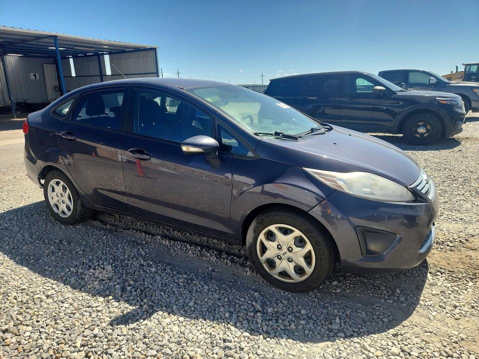 67741336 :رقم المزاد ، 3FADP4BJ1DM183749 vin ، 2013 Ford Fiesta مزاد بيع