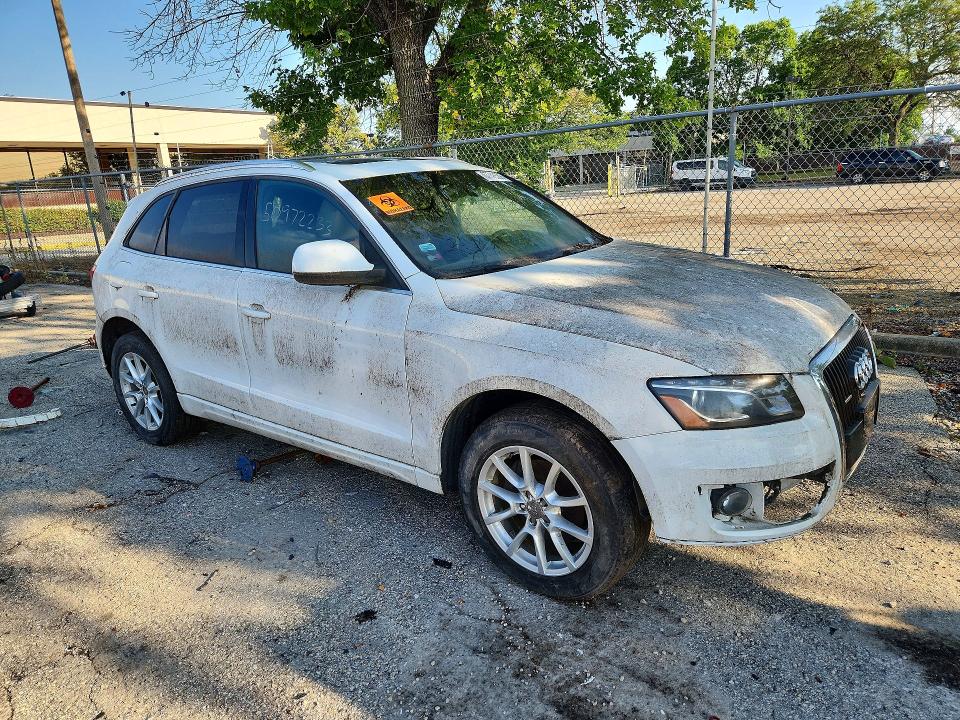 67748586 :رقم المزاد ، WA1LKAFP6AA108307 vin ، 2010 Audi Q5 مزاد بيع