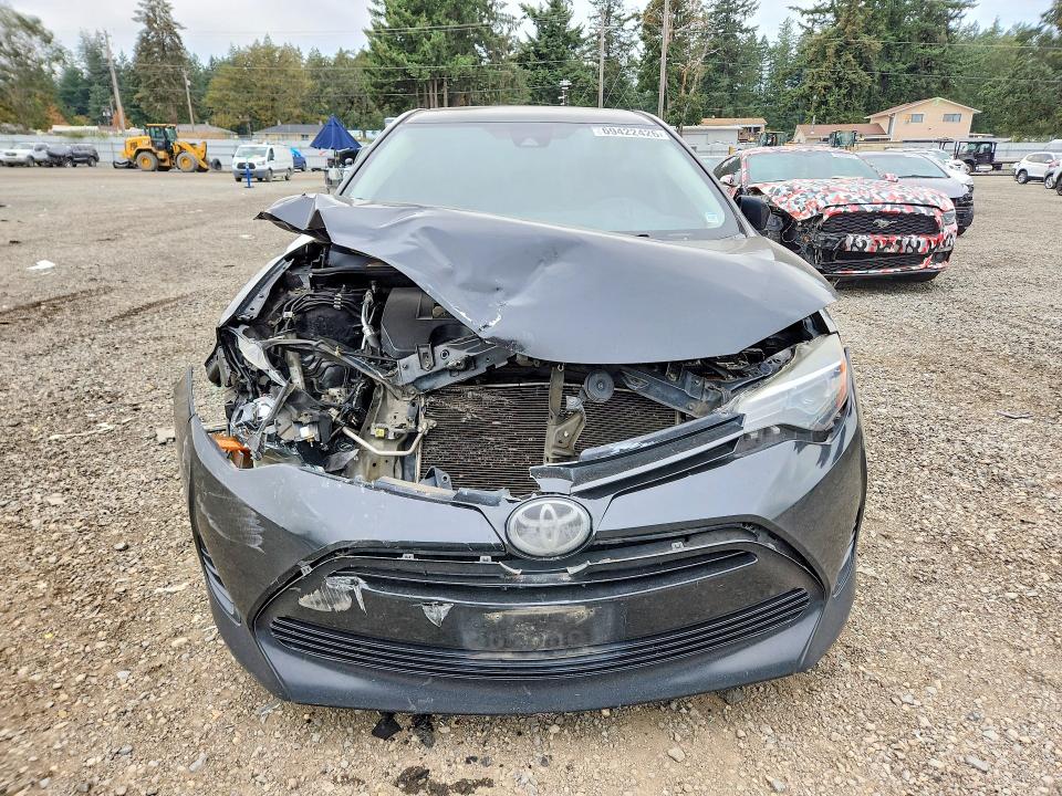 Aukcja sprzedaży 2018 Toyota Corolla, vin: 5YFBURHE0JP815212, numer aukcji: 69422426