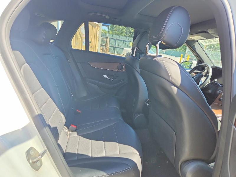 67255806 :رقم المزاد ، W1N0G8EBXMF873982 vin ، 2021 Mercedes-benz Glc مزاد بيع