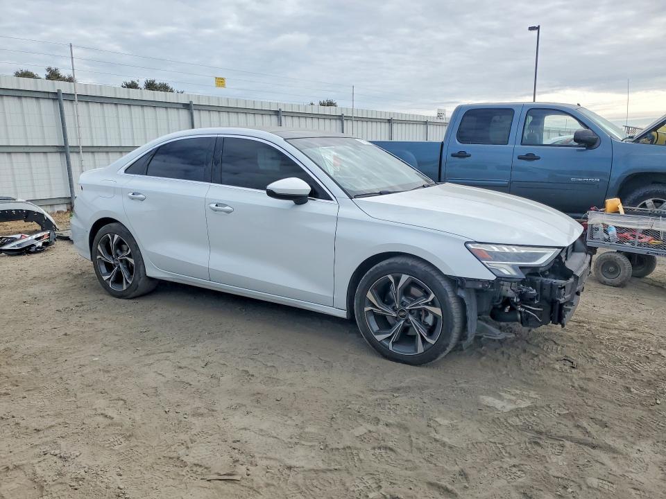 Продажа на аукционе авто 2022 Audi A3, vin: WAUHUDGY6NA057523, номер лота: 67858596
