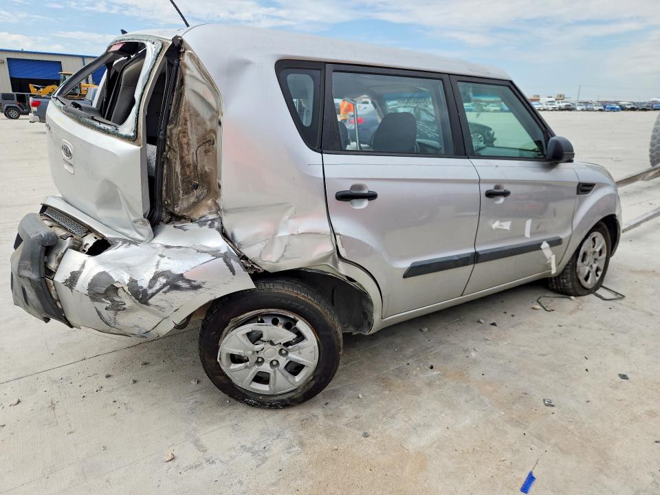 68537836 :رقم المزاد ، KNDJT2A13B7303203 vin ، 2011 Kia Soul مزاد بيع