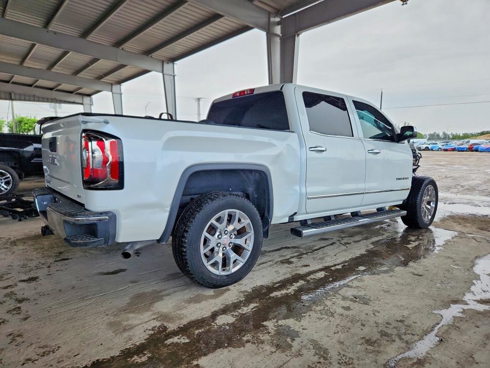 67517596 :رقم المزاد ، 3GTP1NEC5JG623705 vin ، 2018 Gmc Sierra مزاد بيع