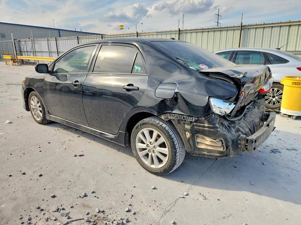 70017766 :رقم المزاد ، 2T1BU4EE6AC418644 vin ، 2010 Toyota Corolla مزاد بيع