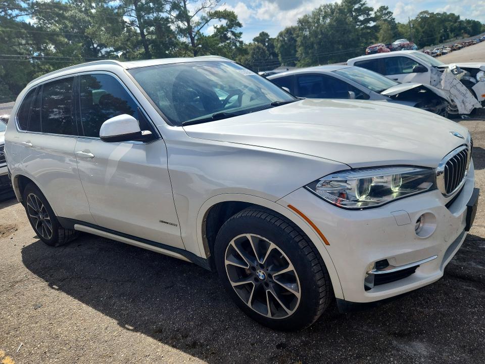 67243346 :رقم المزاد ، 5UXKR0C5XH0V67106 vin ، 2017 Bmw X5 مزاد بيع