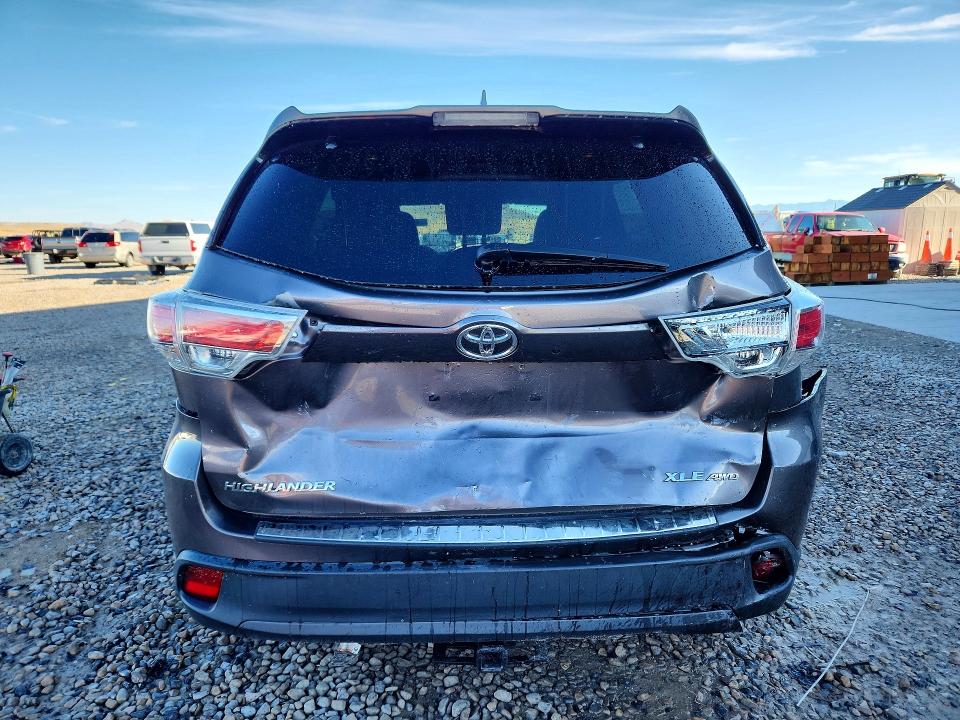 67266226 :رقم المزاد ، 5TDJKRFH6FS194099 vin ، 2015 Toyota Highlander مزاد بيع