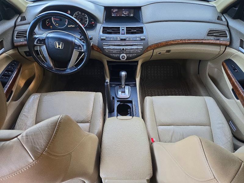 68105806 :رقم المزاد ، 1HGCP2F83AA093420 vin ، 2010 Honda Accord مزاد بيع