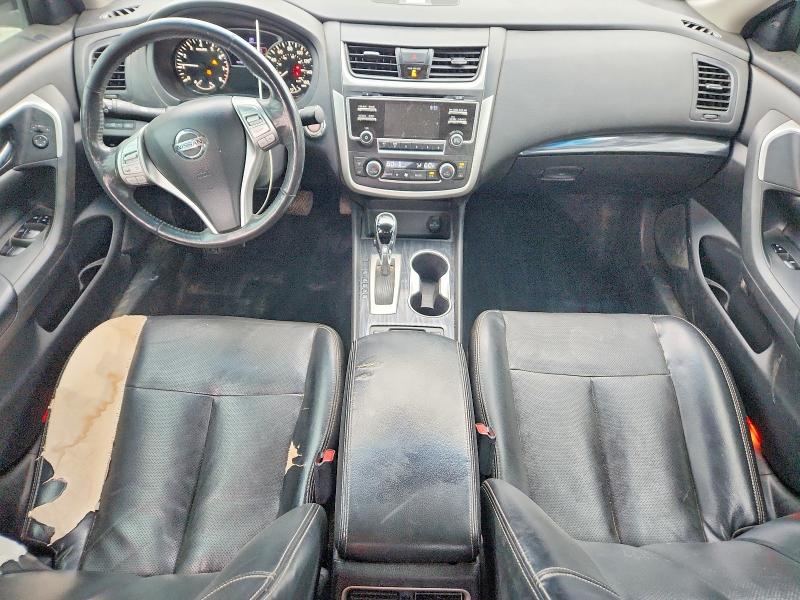 2017 Nissan Altima მანქანა იყიდება აუქციონზე, vin: 1N4AL3AP3HC288444, აუქციონის ნომერი: 69976626