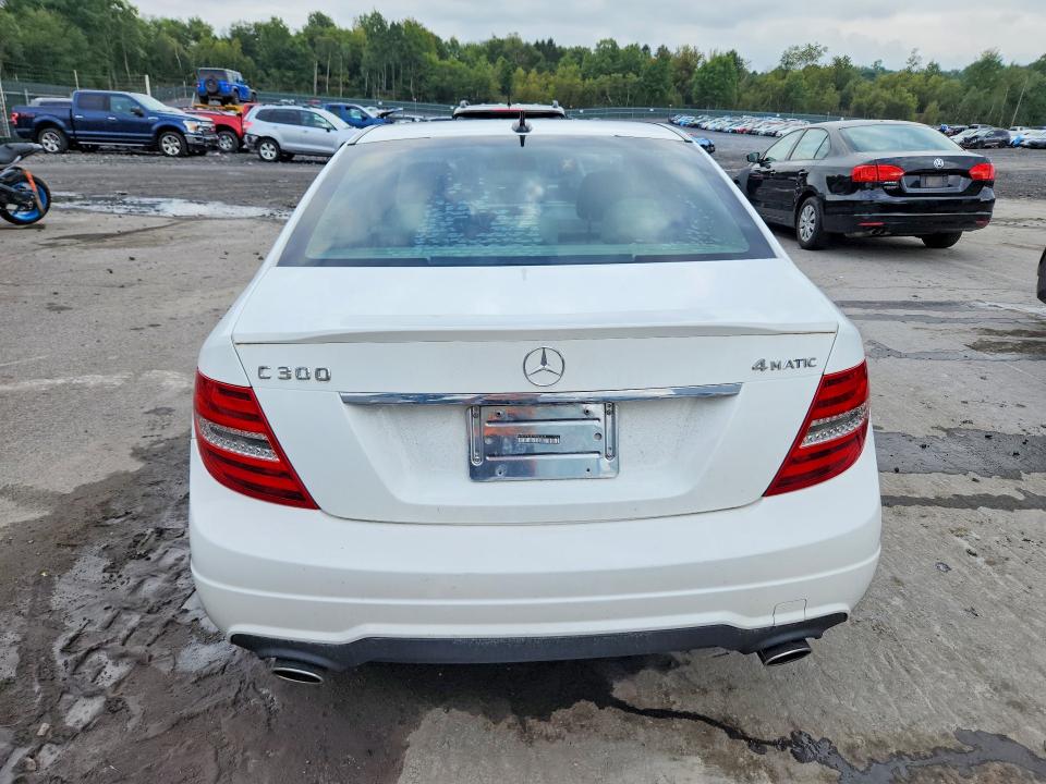 67574186 :رقم المزاد ، WDDGF8AB7ER324468 vin ، 2014 Mercedes-benz C مزاد بيع
