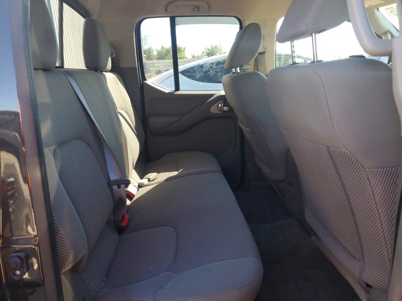70250406 :رقم المزاد ، 1N6AD0EV2FN760243 vin ، 2015 Nissan Frontier مزاد بيع
