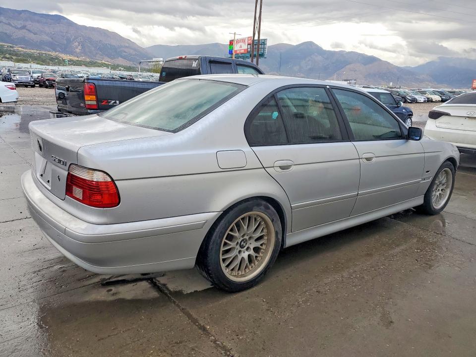 2001 Bmw 530 მანქანა იყიდება აუქციონზე, vin: WBADT63421CF12076, აუქციონის ნომერი: 69796956