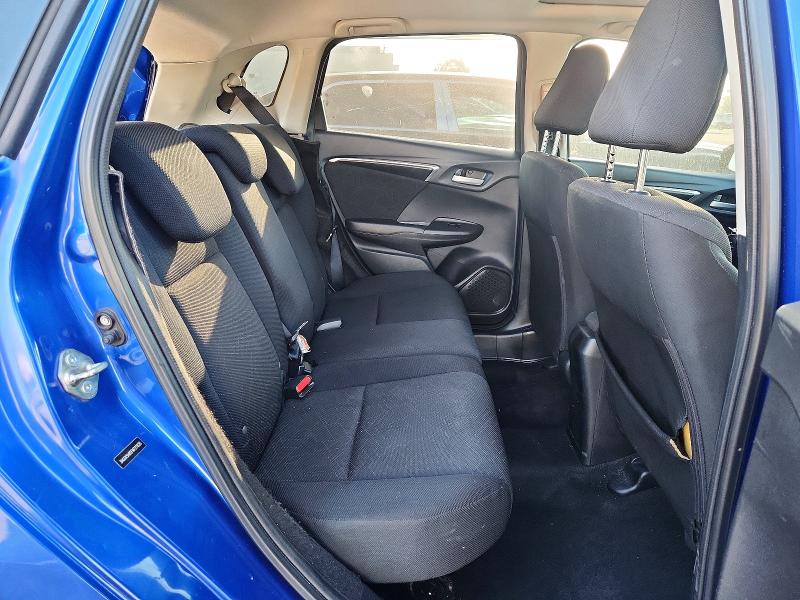 69513936 :رقم المزاد ، 3HGGK5H85FM727626 vin ، 2015 Honda Fit مزاد بيع