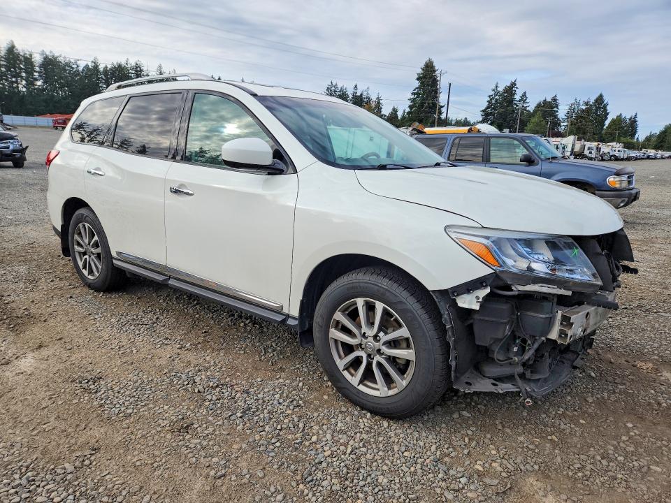 2015 Nissan Pathfinder მანქანა იყიდება აუქციონზე, vin: 5N1AR2MM2FC702634, აუქციონის ნომერი: 70367946
