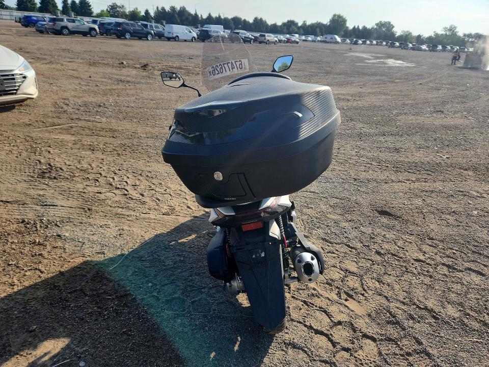 67477626 :رقم المزاد ، RLHKF4706NY100312 vin ، 2022 Honda Pcx 150 مزاد بيع