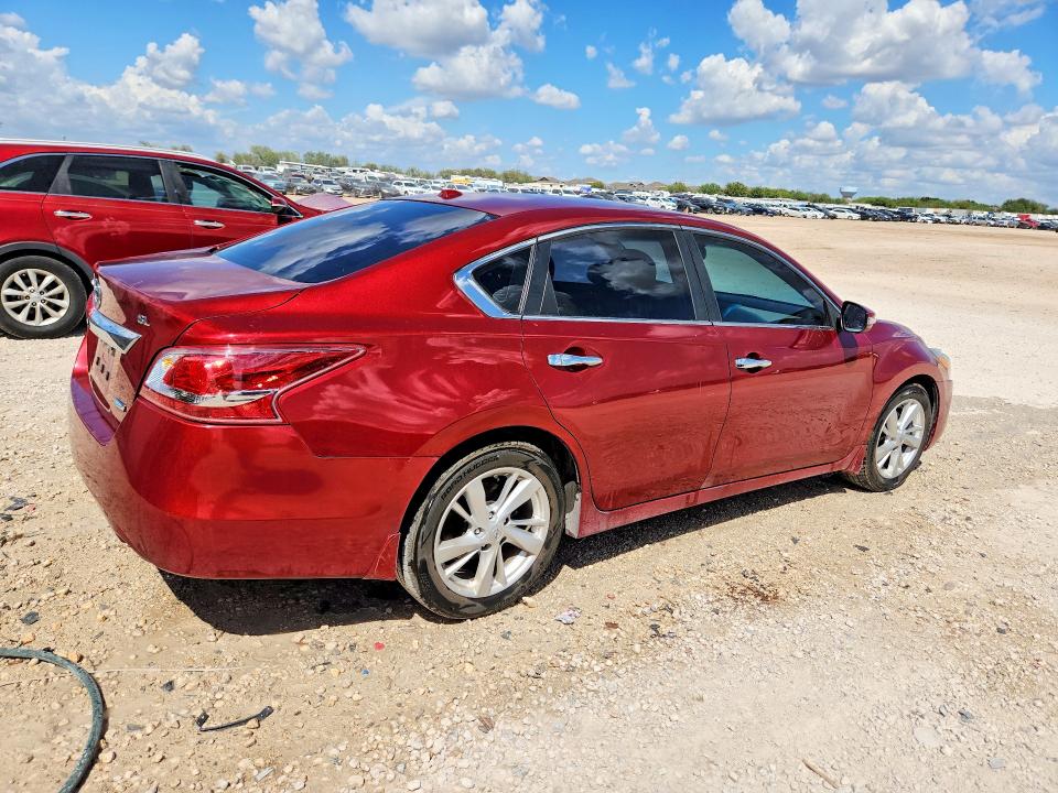 2013 Nissan Altima მანქანა იყიდება აუქციონზე, vin: 1N4AL3AP0DN581247, აუქციონის ნომერი: 69929476