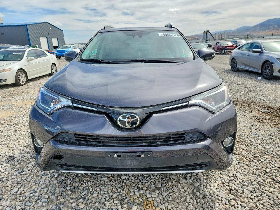 2018 Toyota Rav4 მანქანა იყიდება აუქციონზე, vin: JTMRFREV6JJ720297, აუქციონის ნომერი: 65663926
