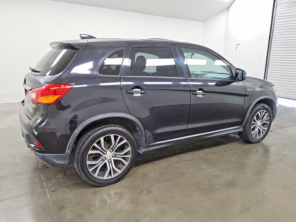 2018 Mitsubishi Outlander Sport მანქანა იყიდება აუქციონზე, vin: JA4AP3AU6JZ032140, აუქციონის ნომერი: 66136396