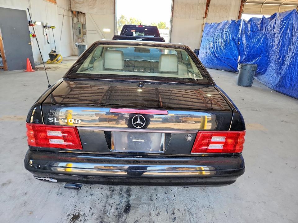 Aukcja sprzedaży 2000 Mercedes-benz Sl, vin: WDBFA68F7YF193810, numer aukcji: 70818056