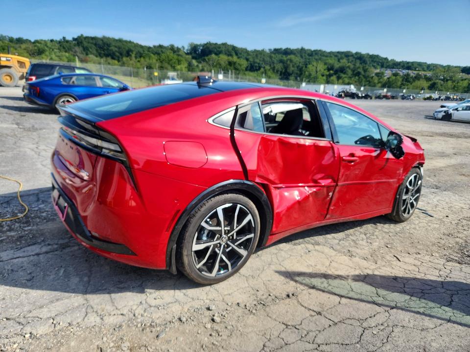 2026 Toyota Prius Plug-in Hybrid მანქანა იყიდება აუქციონზე, vin: JTDACACU7T3062238, აუქციონის ნომერი: 67355976