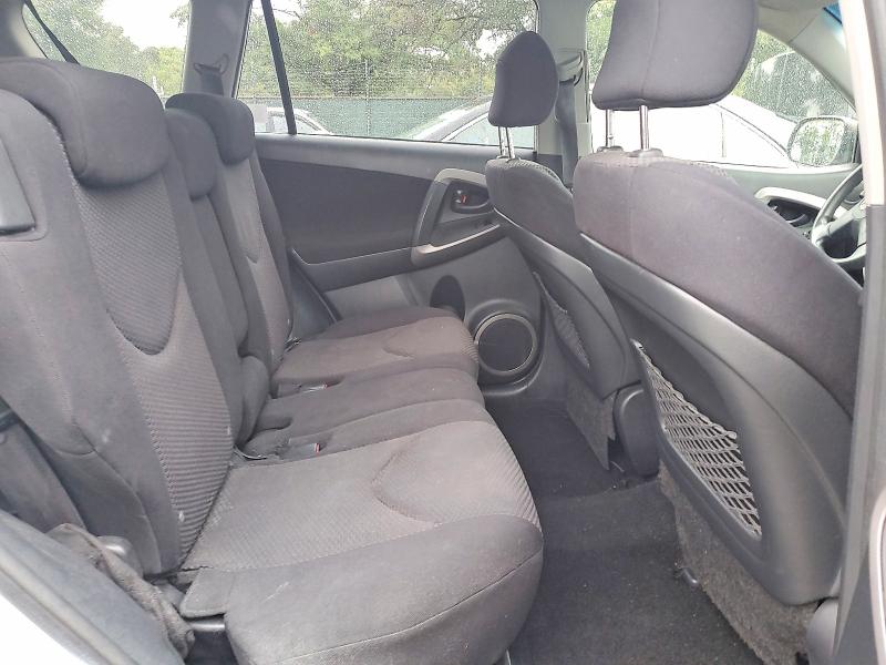 70180206 :رقم المزاد ، JTMBD32V166001817 vin ، 2006 Toyota Rav4 مزاد بيع