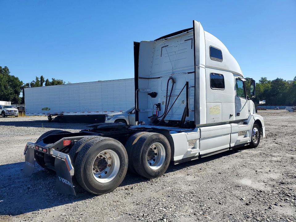 Aukcja sprzedaży 2016 Volvo Vn, vin: 4V4NC9EJ5GN946695, numer aukcji: 71026436