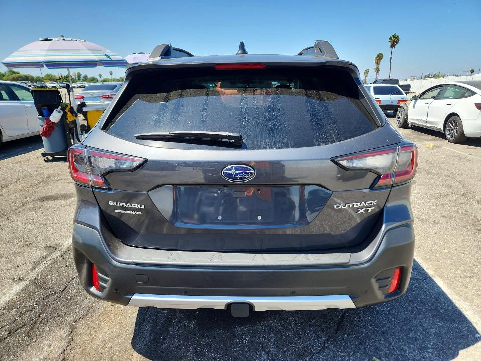 67354016 :رقم المزاد ، 4S4BTGND4L3222592 vin ، 2020 Subaru Outback مزاد بيع