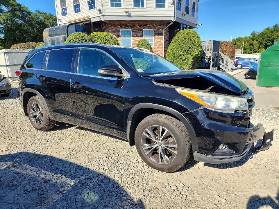 70330076 :رقم المزاد ، 5TDJKRFH0GS295592 vin ، 2016 Toyota Highlander مزاد بيع