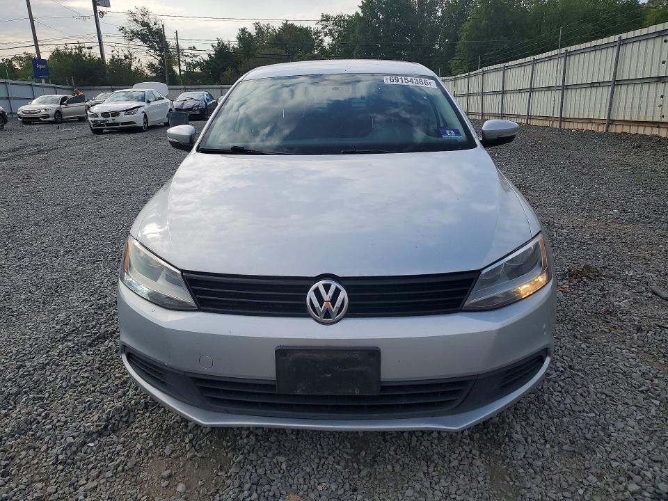 2014 Volkswagen Jetta მანქანა იყიდება აუქციონზე, vin: 3VWD07AJ0EM269831, აუქციონის ნომერი: 69154386