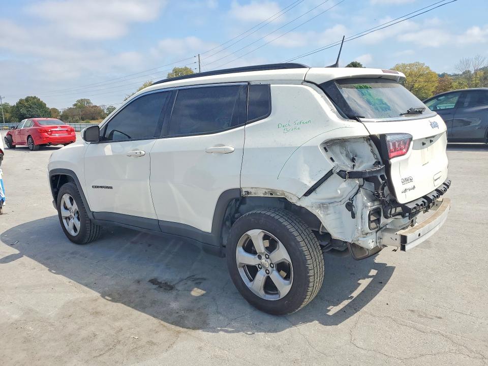 69675856 :رقم المزاد ، 3C4NJDBB3KT812844 vin ، 2019 Jeep Compass مزاد بيع
