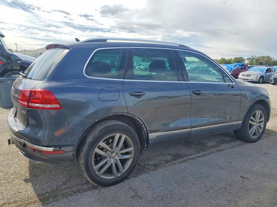 Aukcja sprzedaży 2015 Volkswagen Touareg, vin: WVGEP9BPXFD002657, numer aukcji: 70000386