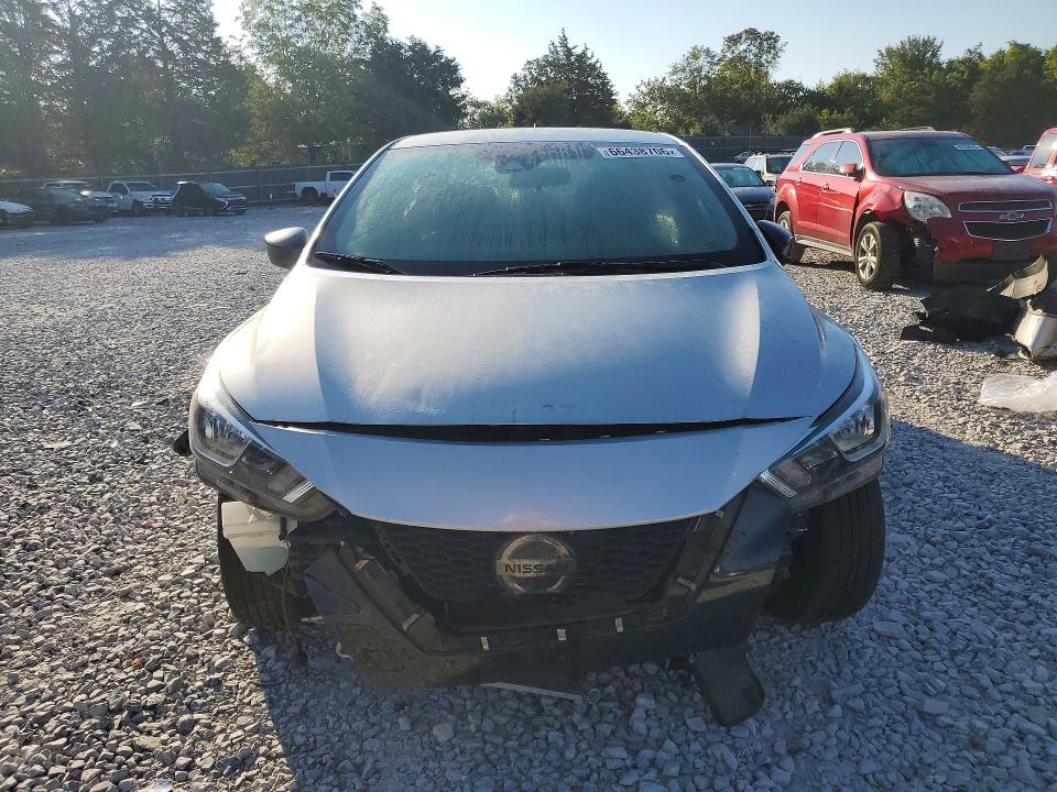 66438706 :رقم المزاد ، 3N1CN8DV4ML858005 vin ، 2021 Nissan Versa مزاد بيع