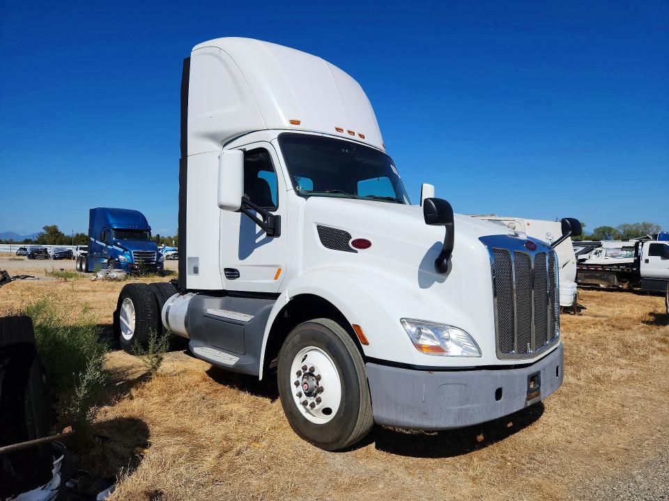 2016 Peterbilt 579 მანქანა იყიდება აუქციონზე, vin: 1XPBA48X5GD299422, აუქციონის ნომერი: 65236866